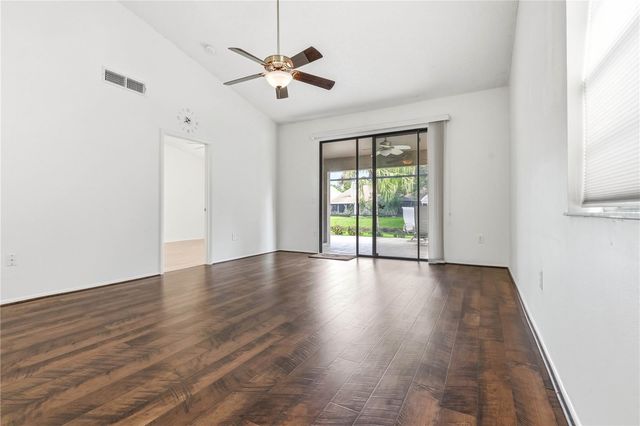5515 SALEM SQUARE DRIVE S, Palm Harbor, FL 34685