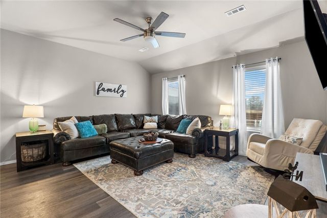 3615 3rd Street, Rogers, AR 72758