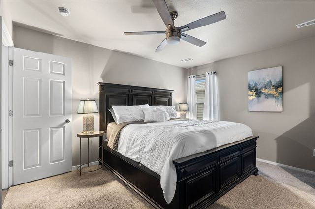 3615 3rd Street, Rogers, AR 72758