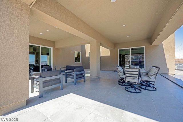 318 Shaded Canyon Drive, Henderson, NV 89012