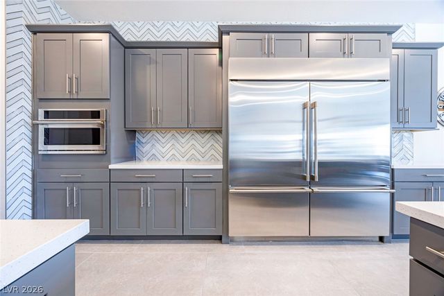 318 Shaded Canyon Drive, Henderson, NV 89012