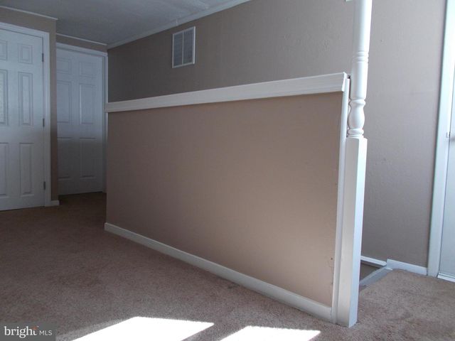 203 BLUE JAY LN, Mount Holly, NJ 08060