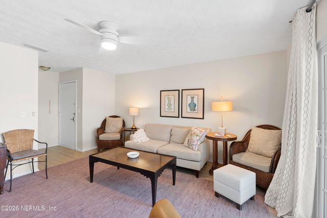 5201 ATLANTIC Boulevard 92, Jacksonville, FL 32207