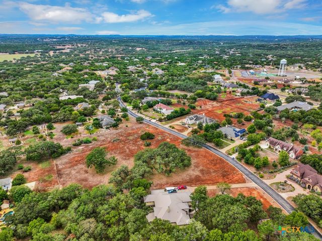 27215 Park Loop Road, New Braunfels, TX 78132