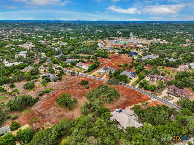 27215 Park Loop Road, New Braunfels, TX 78132