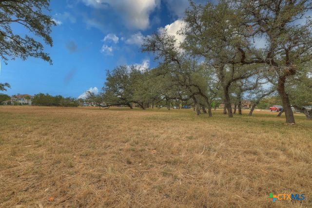 27215 Park Loop Road, New Braunfels, TX 78132