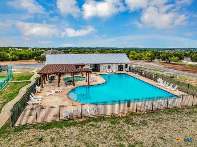 27215 Park Loop Road, New Braunfels, TX 78132