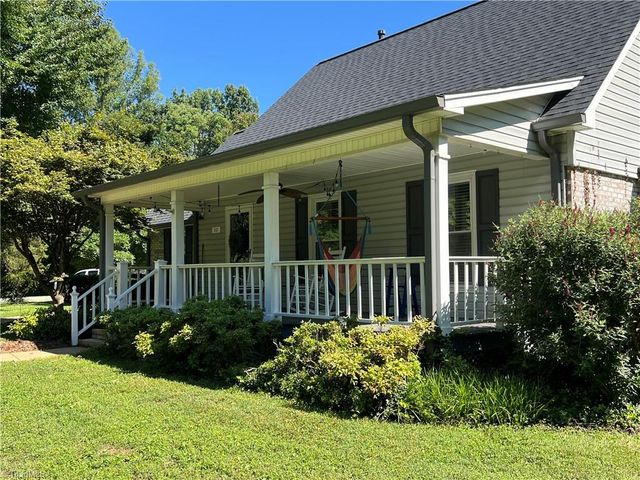 301 Shadowood Drive, Reidsville, NC 27320