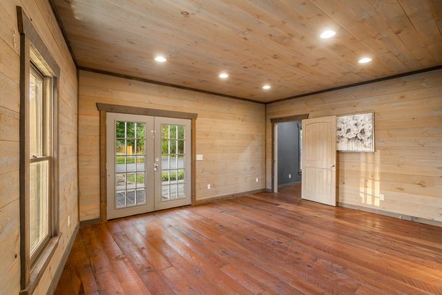 2637 River Road, Mineral Bluff, GA 30559