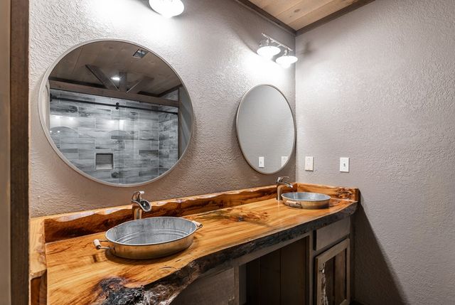 2637 River Road, Mineral Bluff, GA 30559