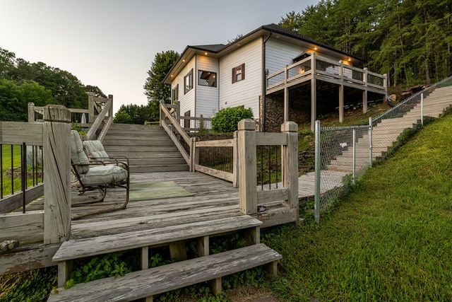 2637 River Road, Mineral Bluff, GA 30559