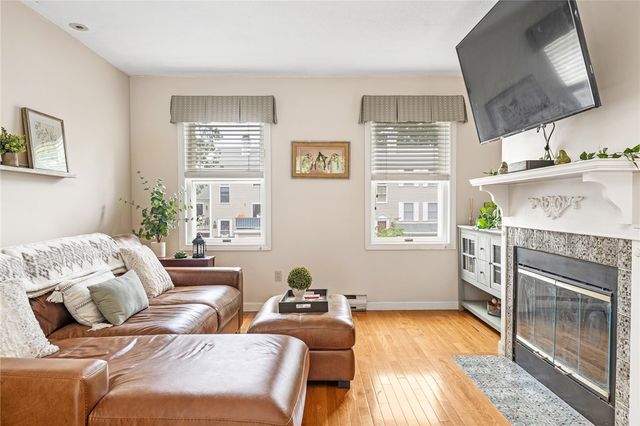 506 Clarks Row, Bristol, RI 02809