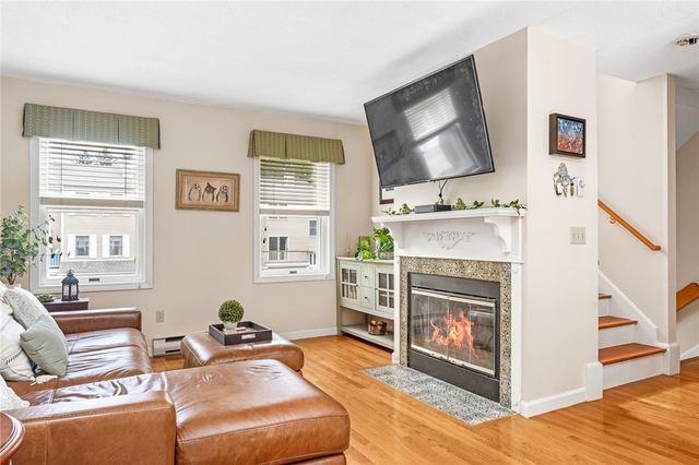 506 Clarks Row, Bristol, RI 02809