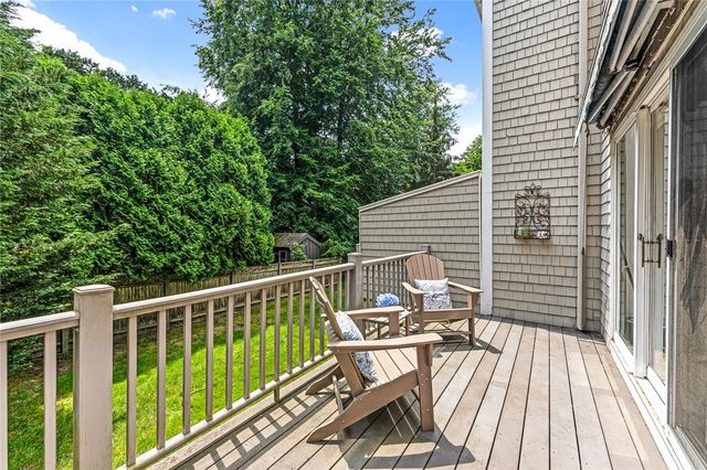 506 Clarks Row, Bristol, RI 02809