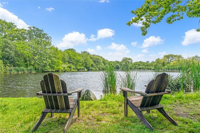 506 Clarks Row, Bristol, RI 02809