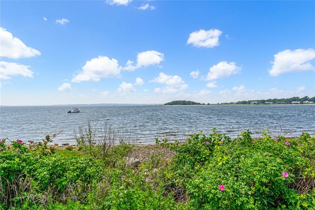 506 Clarks Row, Bristol, RI 02809