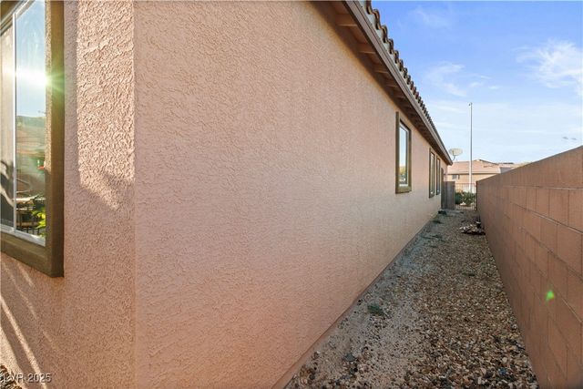 2079 Port Royal Drive, Laughlin, NV 89029