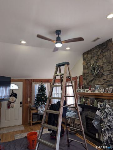 29 Longview Drive, Brookfield, CT 06804