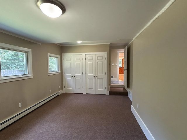 9 Sunny Knoll Ter, Lexington, MA 02421