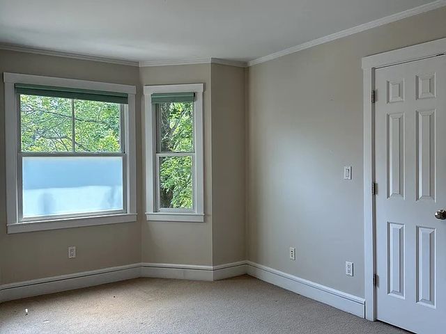 9 Sunny Knoll Ter, Lexington, MA 02421