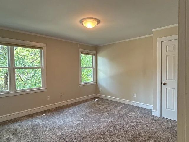 9 Sunny Knoll Ter, Lexington, MA 02421
