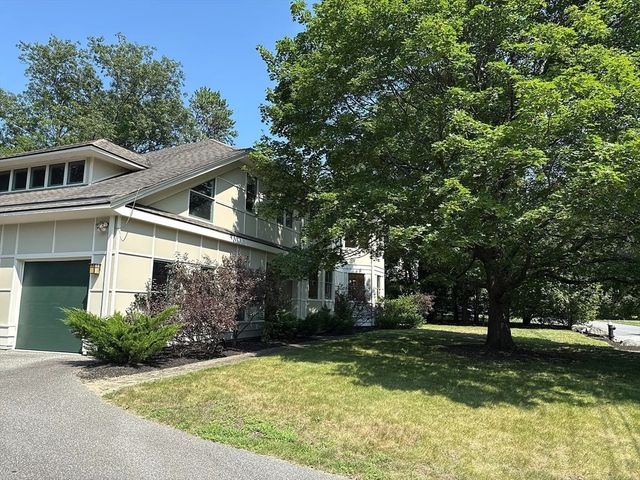 9 Sunny Knoll Ter, Lexington, MA 02421