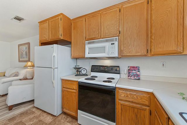 3023 Courtside Dr, Diamond Springs, CA 95619