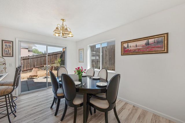 3023 Courtside Dr, Diamond Springs, CA 95619
