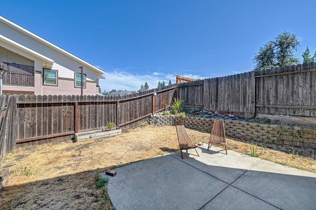 3023 Courtside Dr, Diamond Springs, CA 95619