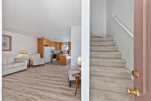 3023 Courtside Dr, Diamond Springs, CA 95619