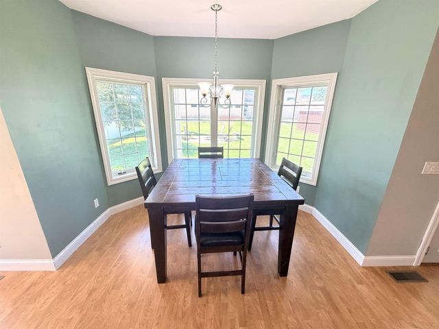 904 Poplar St, Osage, IA 50461