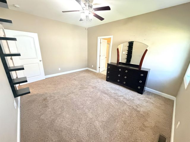 904 Poplar St, Osage, IA 50461