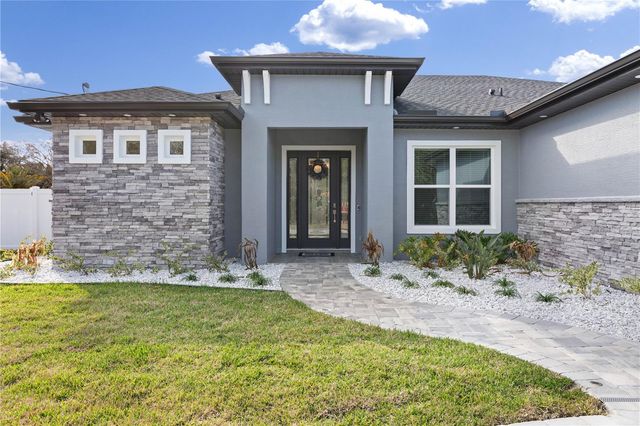 2 FARSON PLACE, Palm Coast, FL 32137