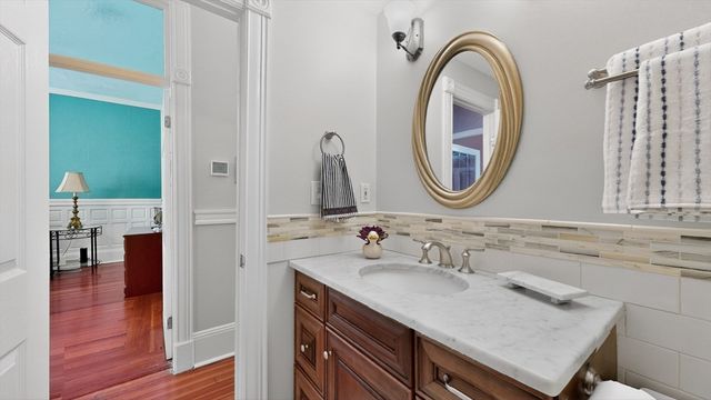 18 Hancock St 4, Boston, MA 02114