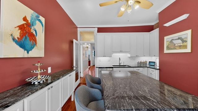 18 Hancock St 4, Boston, MA 02114