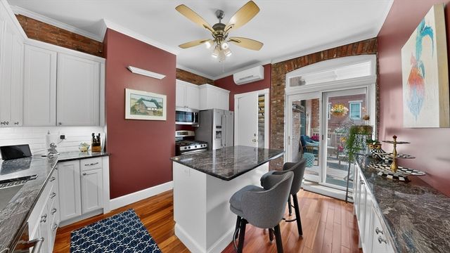 18 Hancock St 4, Boston, MA 02114