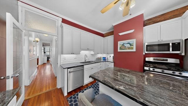 18 Hancock St 4, Boston, MA 02114