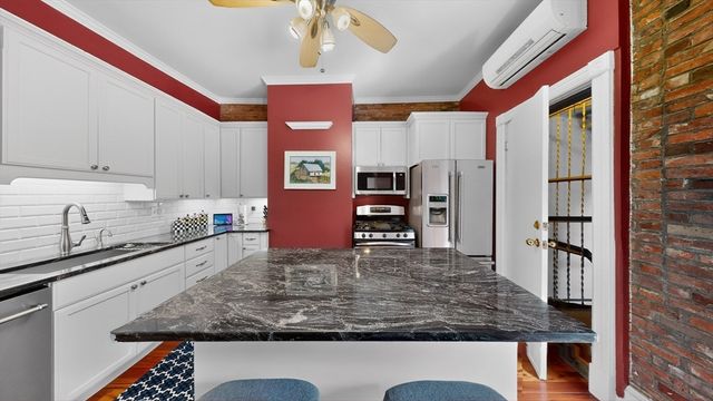 18 Hancock St 4, Boston, MA 02114