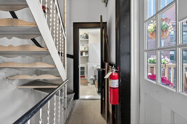 18 Hancock St 4, Boston, MA 02114