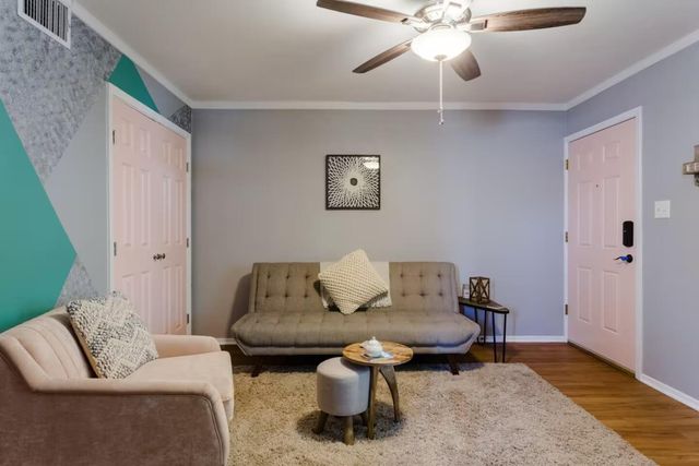 3417 Willowrun DR C, Austin, TX 78704
