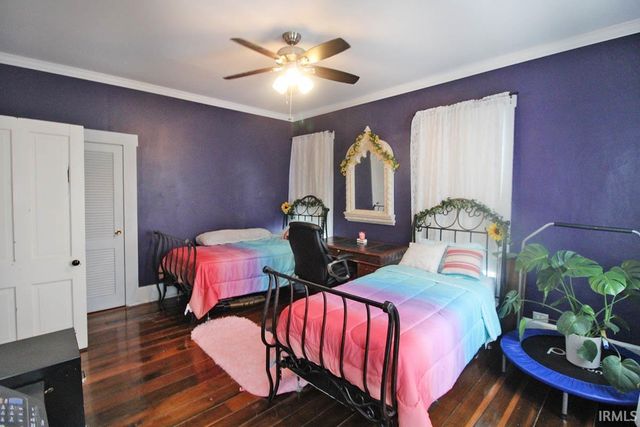 121 N Seventh Street, Boonville, IN 47601