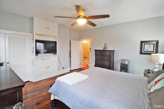 121 N Seventh Street, Boonville, IN 47601