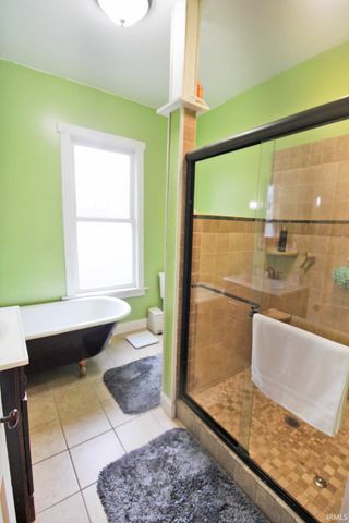 121 N Seventh Street, Boonville, IN 47601