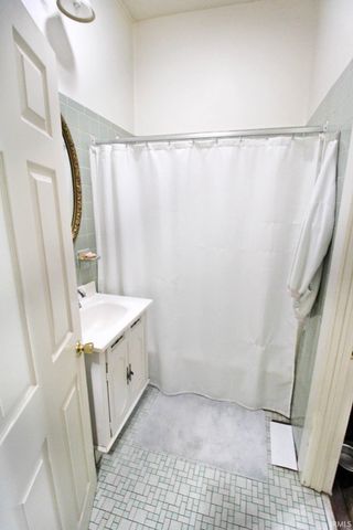 121 N Seventh Street, Boonville, IN 47601