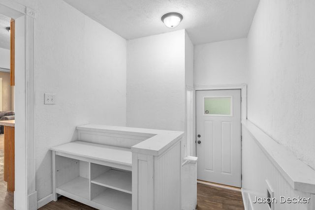 1524 Downey Street, Lansing, MI 48906
