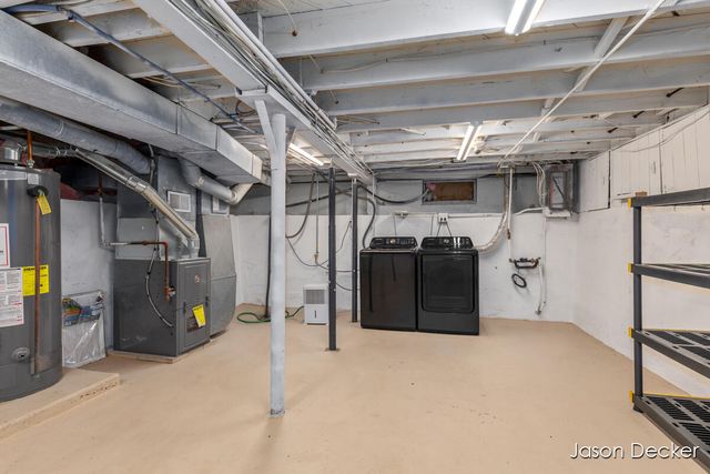 1524 Downey Street, Lansing, MI 48906