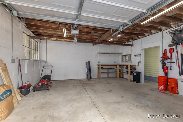1524 Downey Street, Lansing, MI 48906