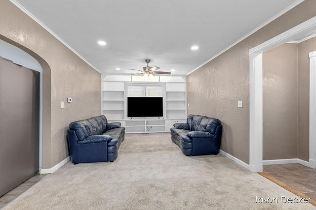 1524 Downey Street, Lansing, MI 48906