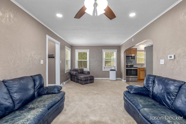 1524 Downey Street, Lansing, MI 48906