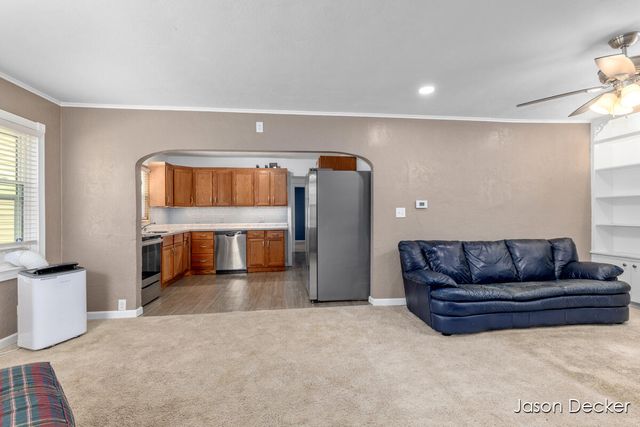 1524 Downey Street, Lansing, MI 48906
